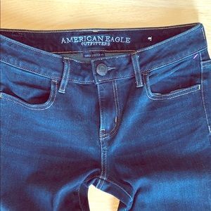 Woman’s American Eagle outfitters jeans